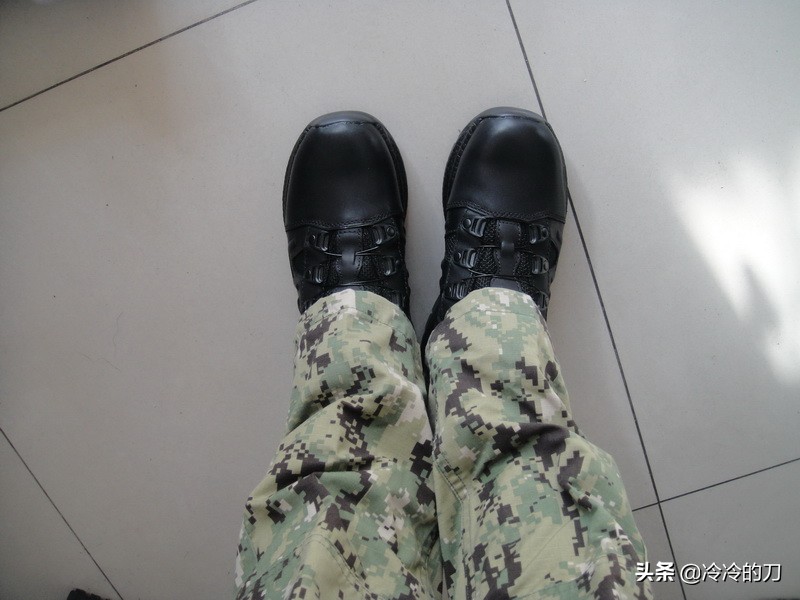 龙牙高帮战术靴夏季,军靴有多舒服