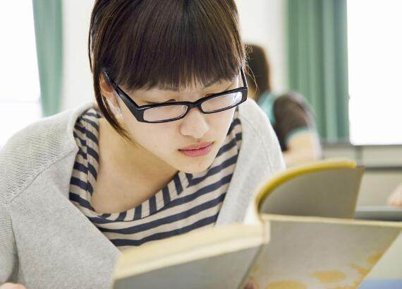 大学生寒假回家行李要带什么,大学开学住校必备清单