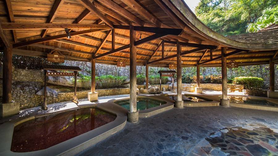 温泉小镇44平房子效果图,温泉小镇6层洋房