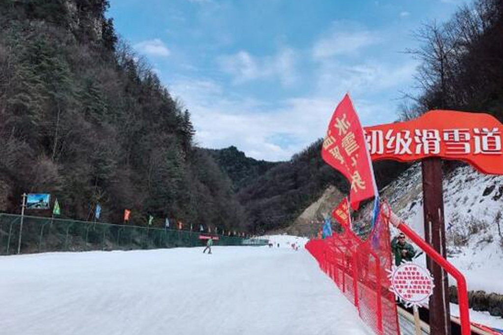神农架天燕滑雪场自驾游攻略,神农架天燕滑雪场冬季价格