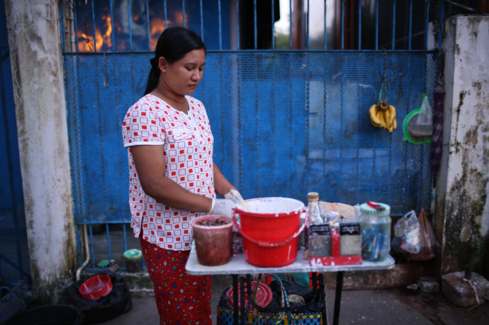一座美丽的城市缅甸仰光,80年代的缅甸仰光城市