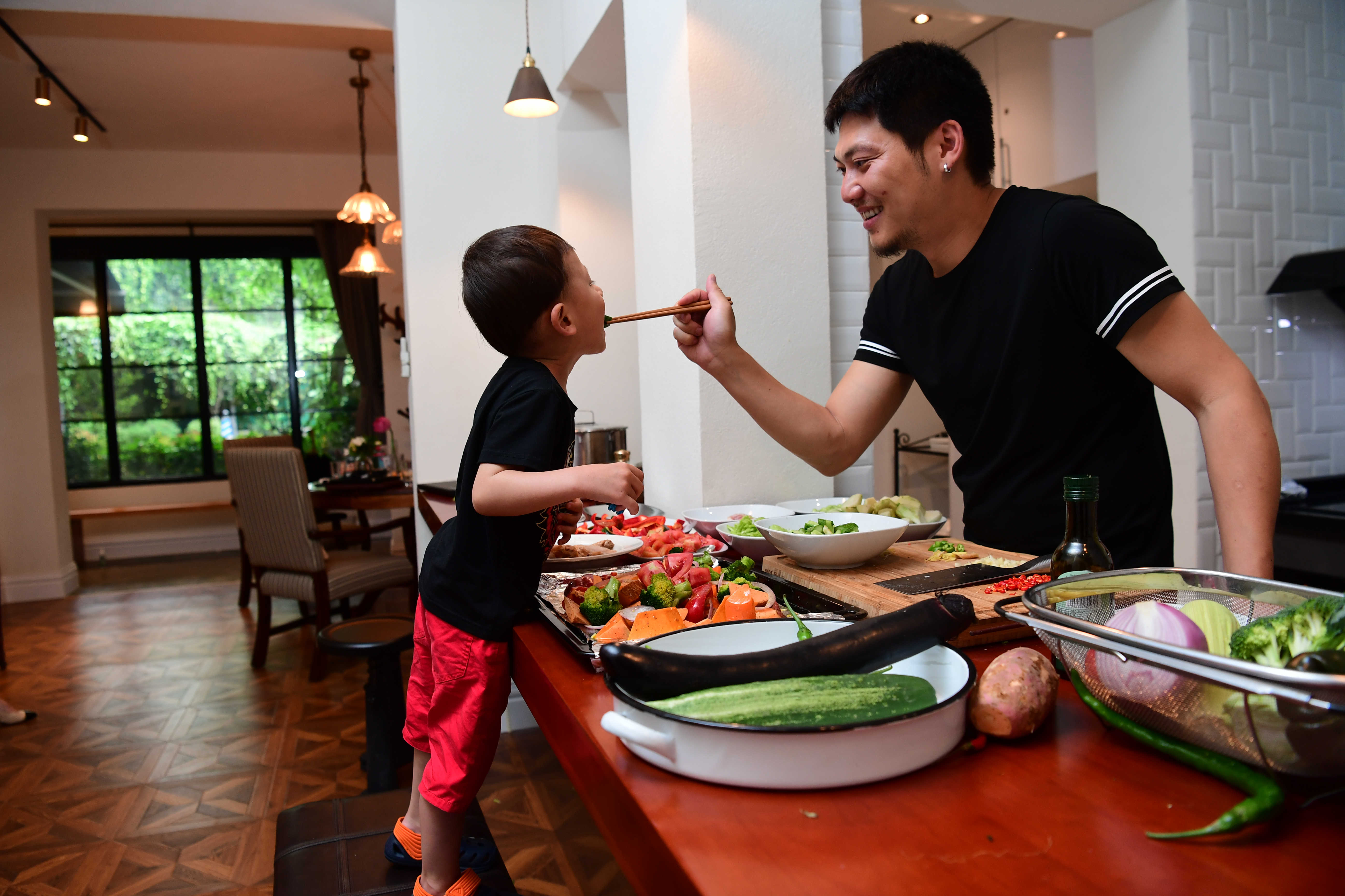 爸爸是蛮不讲理的人,爸爸是无所不能的父亲