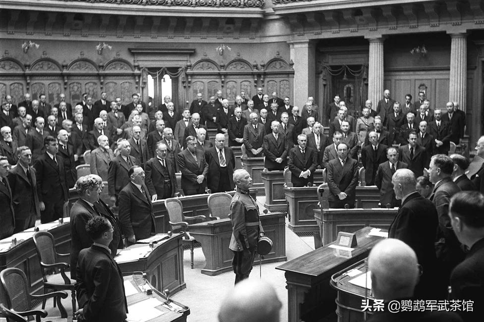 弹丸之国！二战希特勒和斯大林为何拒绝占领瑞士？