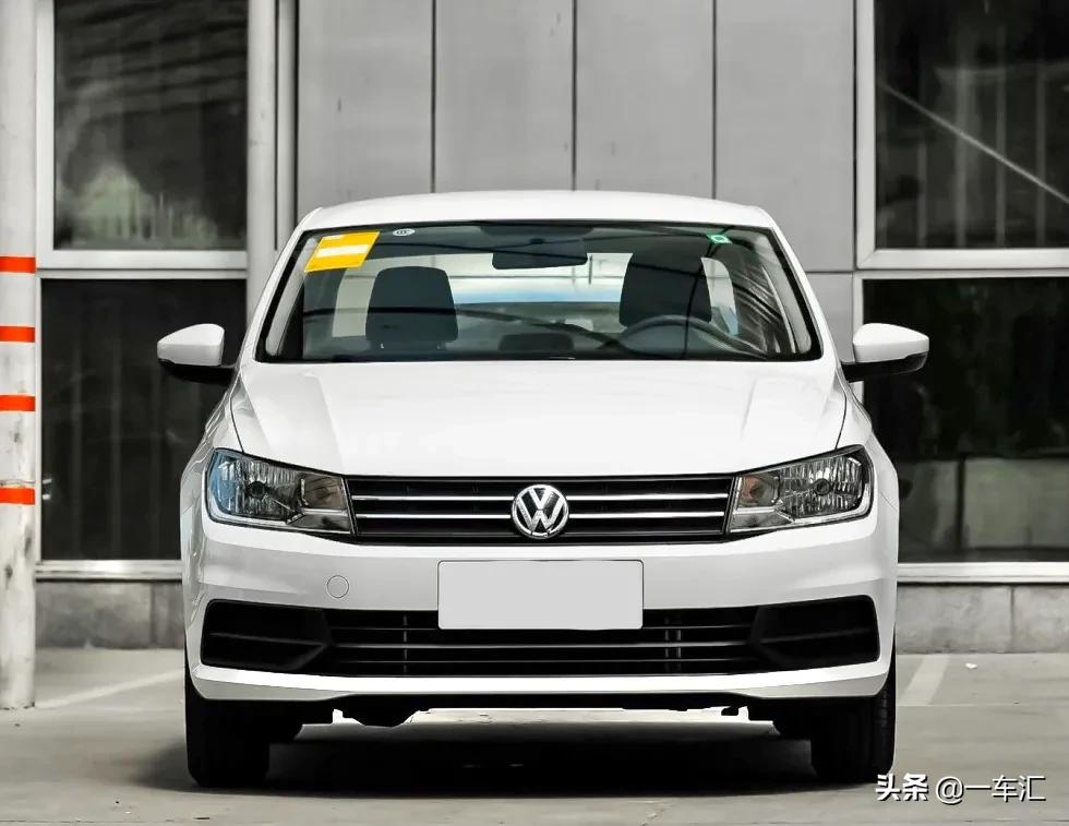 桑塔纳自动挡和polo自动挡哪个好,大众桑塔纳自动风尚版价格