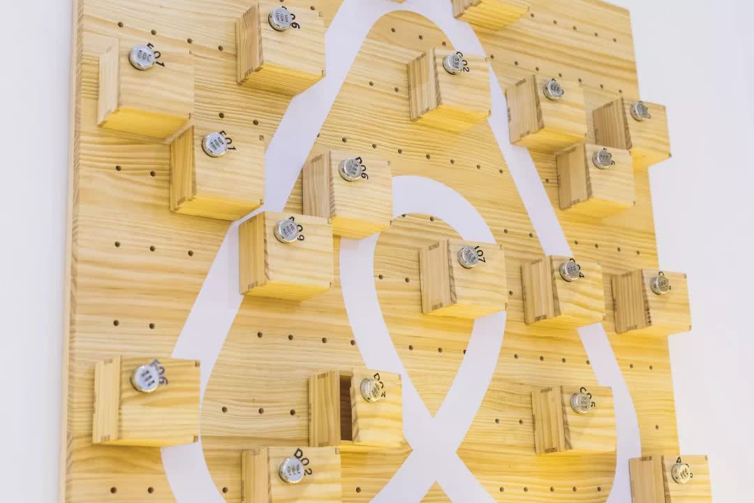 体育西这间甜品店，一屋子都是鲜花，还没有正式菜单……