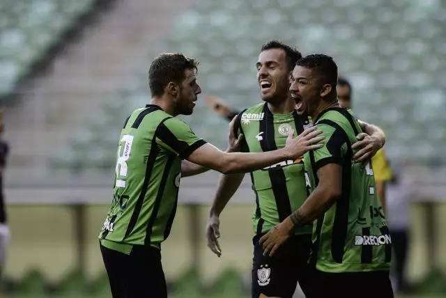 直播美洲狮vs坦皮科足球赛,米内罗美洲vs戈亚尼亚竞技比分