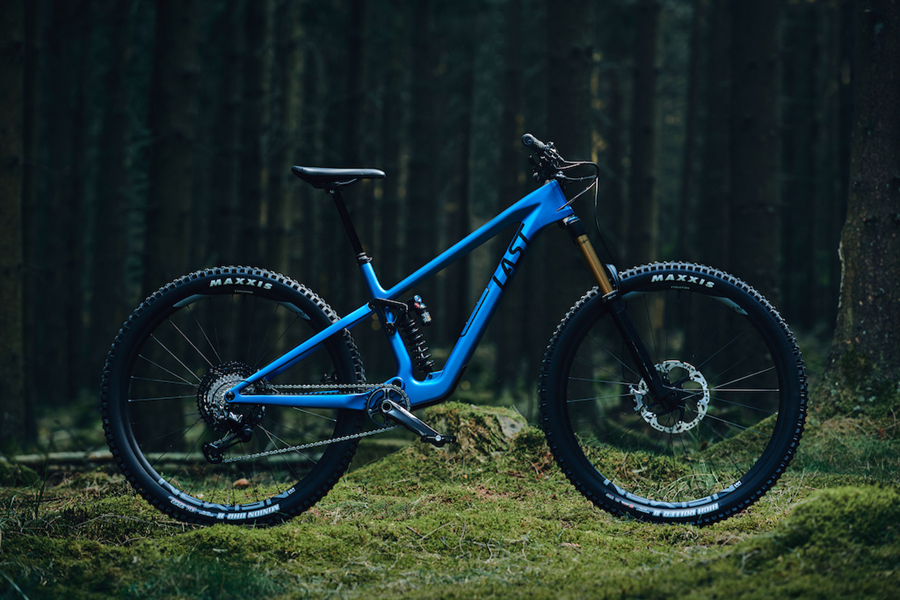 一万左右的enduro车架,全碳enduro车架