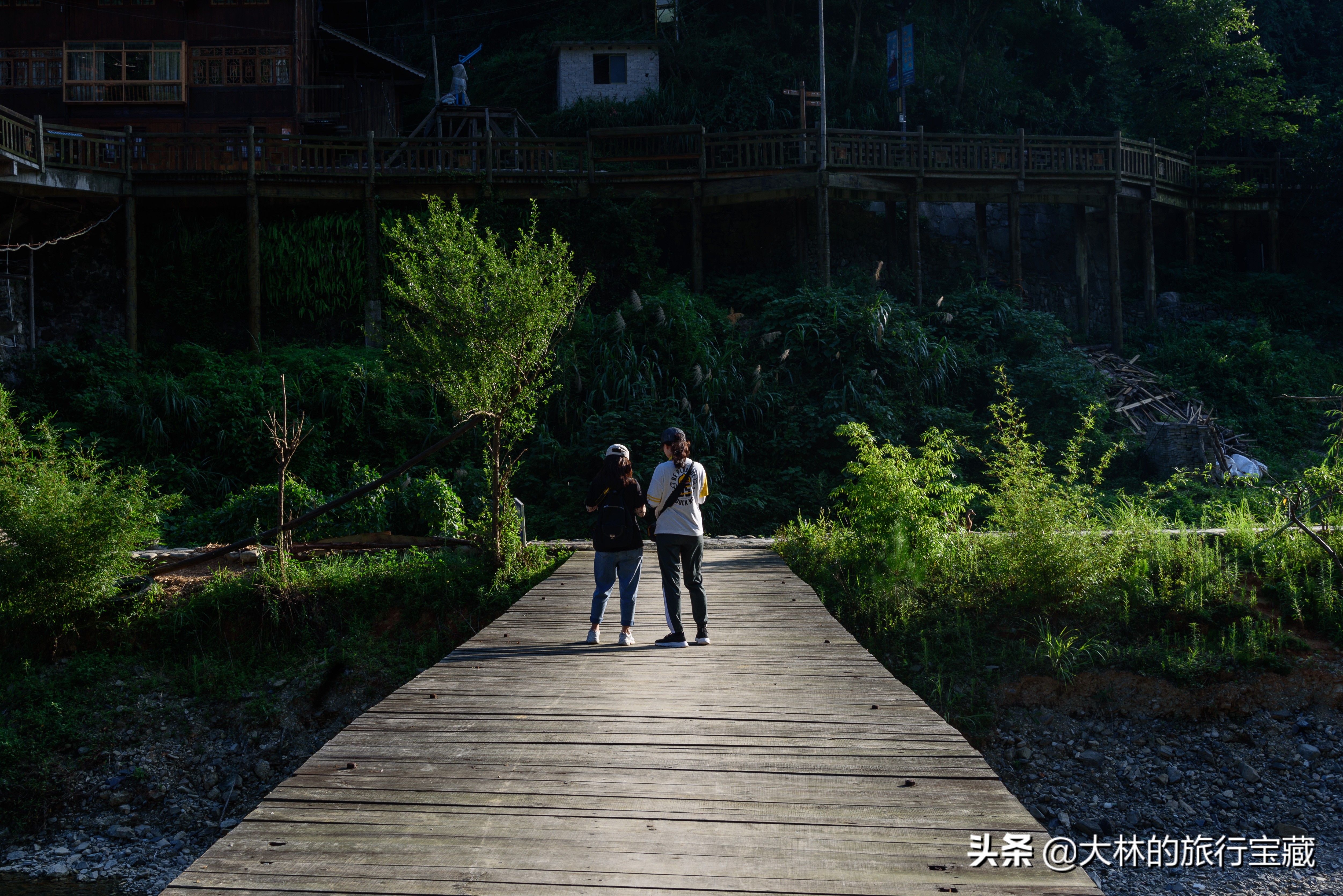 中国第一民俗村,民俗第一村在哪里