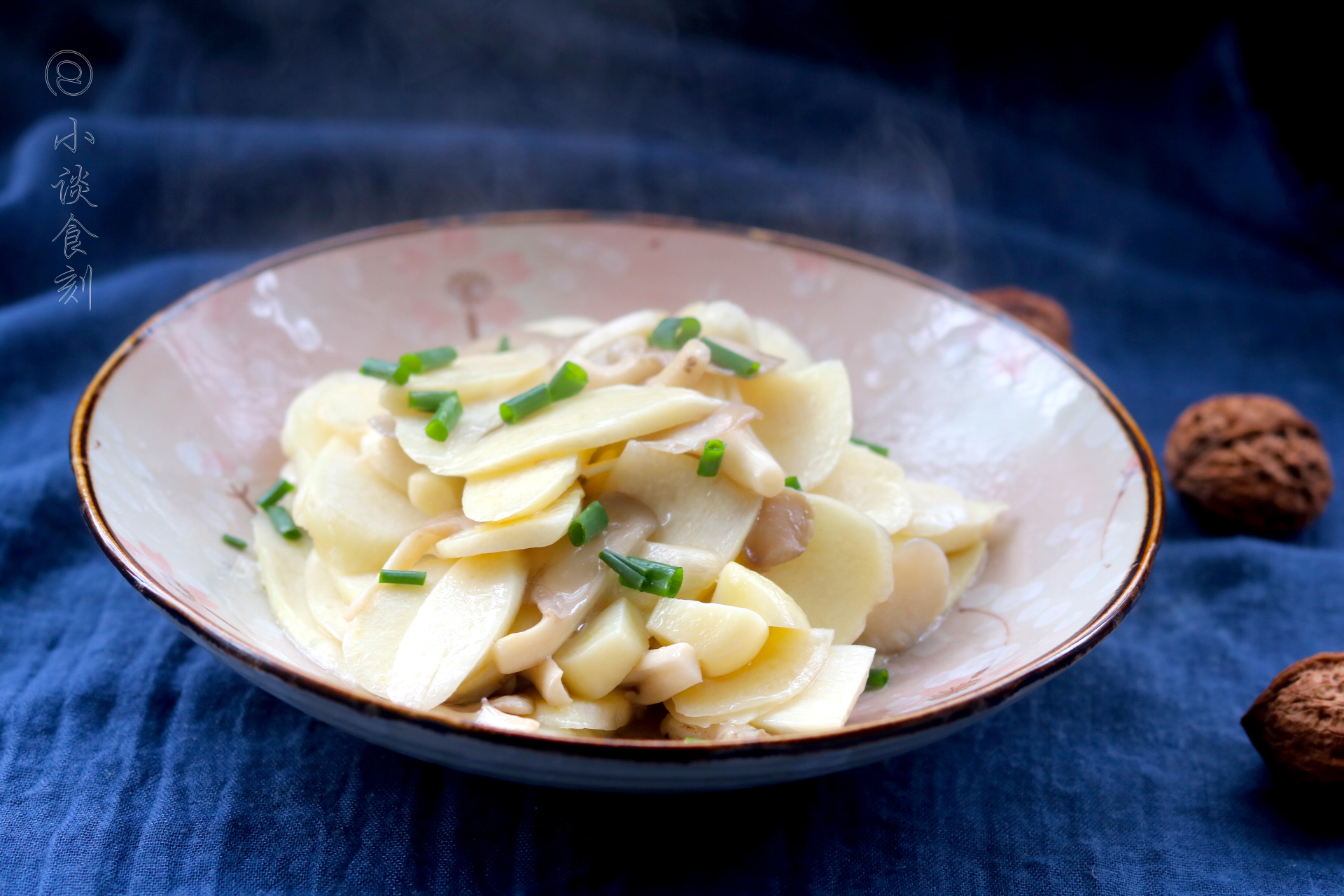 高笋与平菇能同吃吗,高笋平菇炒肉