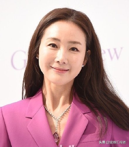 崔智友首次曝光孕肚照,崔智友晒孕照图片