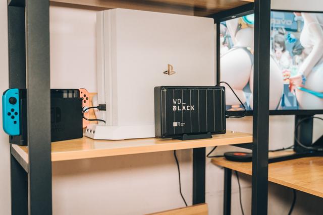 西部数据wd5000bpkt硬盘,西部数据wd1tbtype-c移动固态硬盘