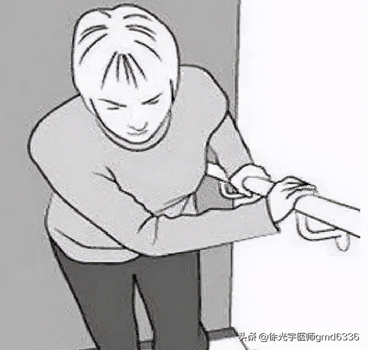 走路感觉腿支撑不了身体,走路感觉腿无力站不住