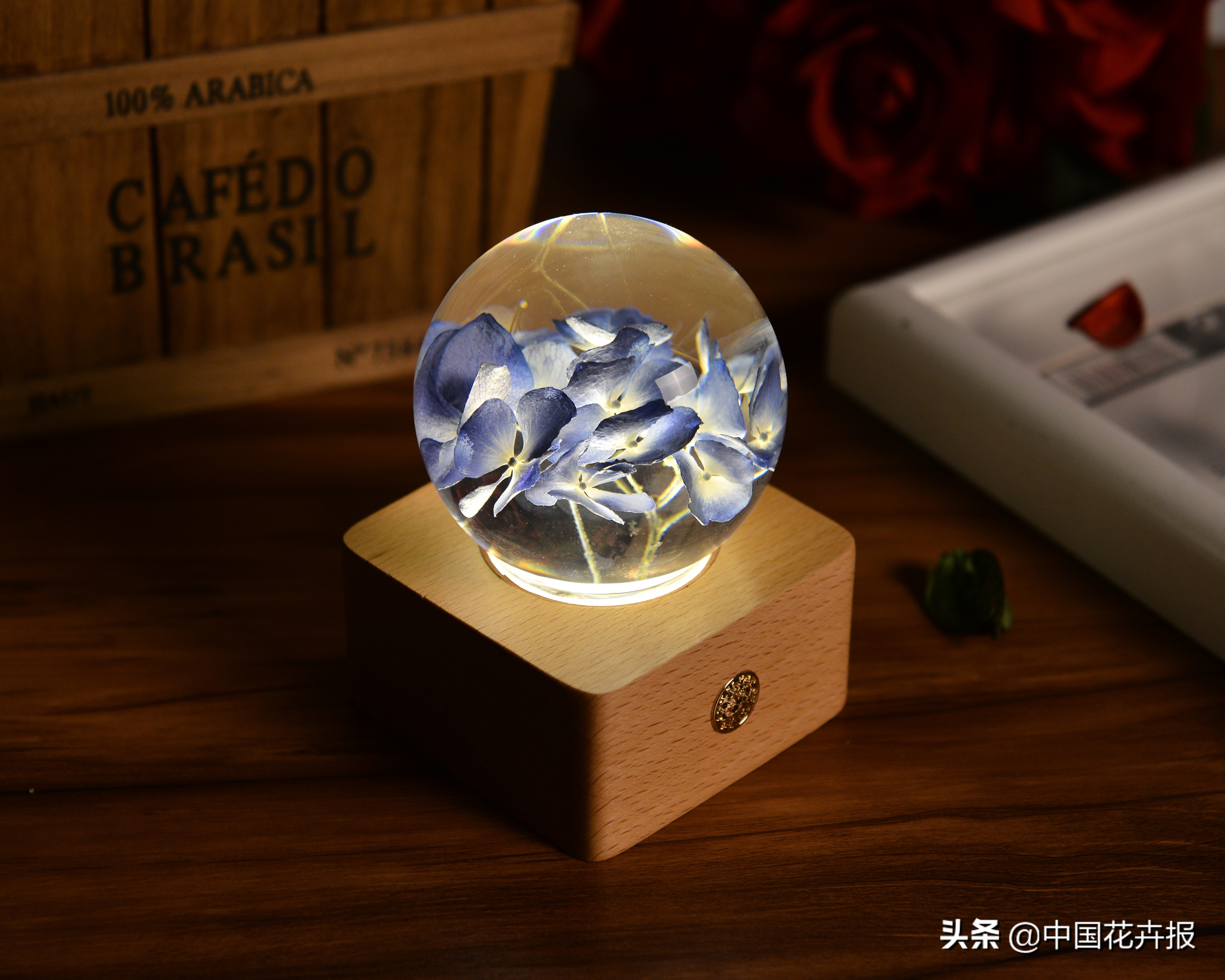 教师节送老师鲜花还是假花,教师节老师可以收学生送的鲜花吗