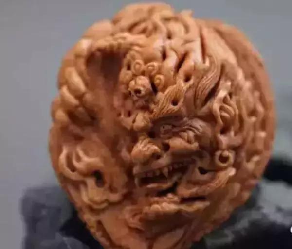 桃核金蟾的雕刻方法,手工雕刻桃核刀全套