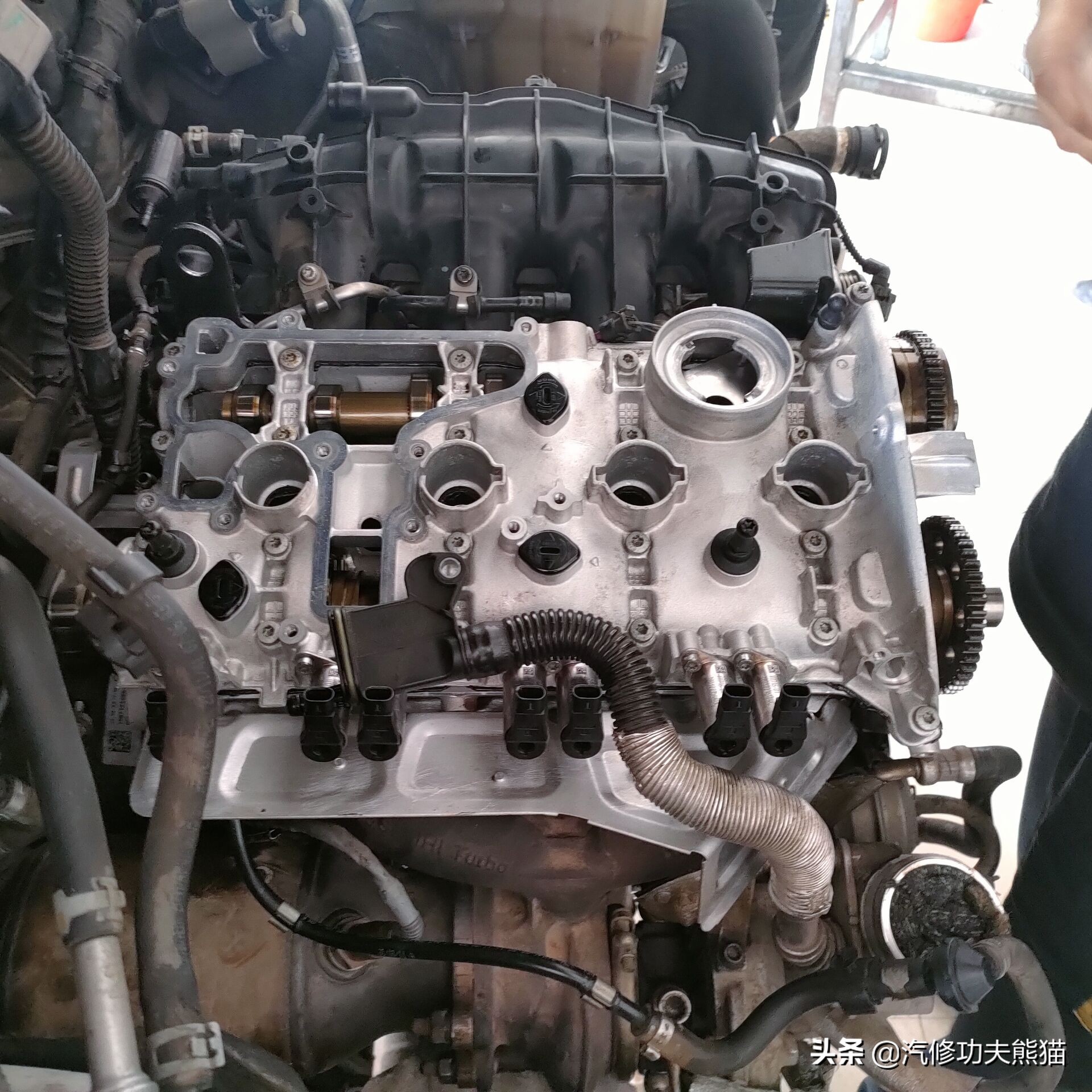 奥迪q5烧机油值不值得买,2015款奥迪q5舒适型烧机油