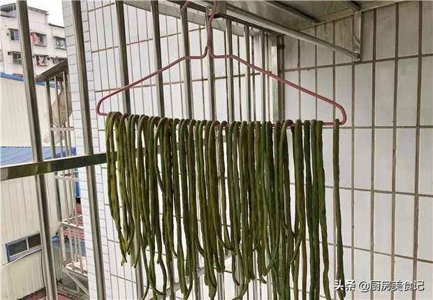 豆角吃不完怎么放冬天才好吃,吃不完的豆角这样做能放一年