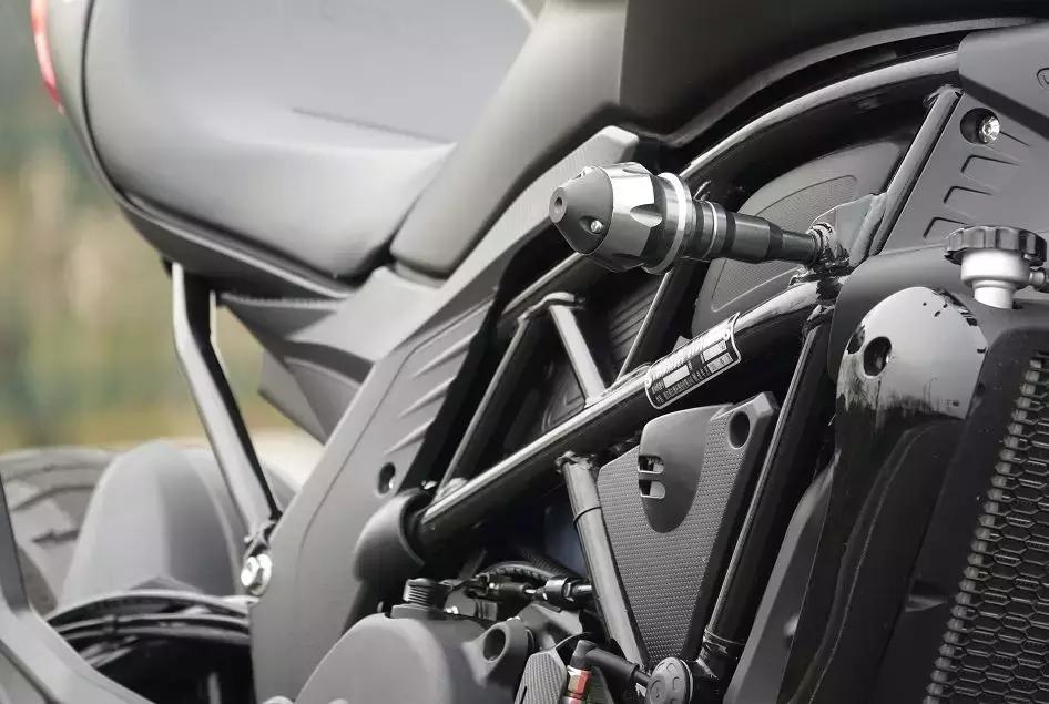 贝纳利502测评骑士网,国产大魔鬼贝纳利502c