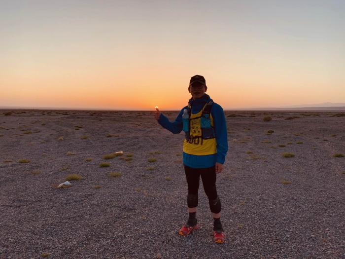 淮南朝阳医院18名医生，两天一夜暴走56公里，平庸的生活中拥抱你