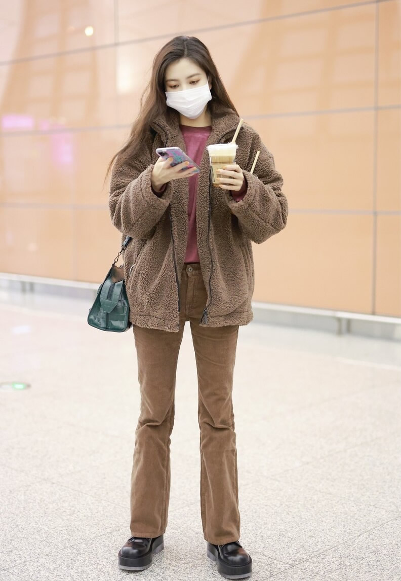 秋冬有这条裤子就够了，时尚显瘦又有型，宋妍霏沈梦辰有好看示范