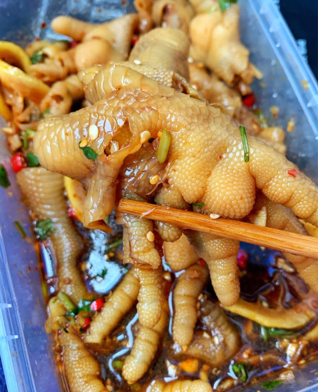 脱骨鸡爪手法,简单鸡爪脱骨技巧