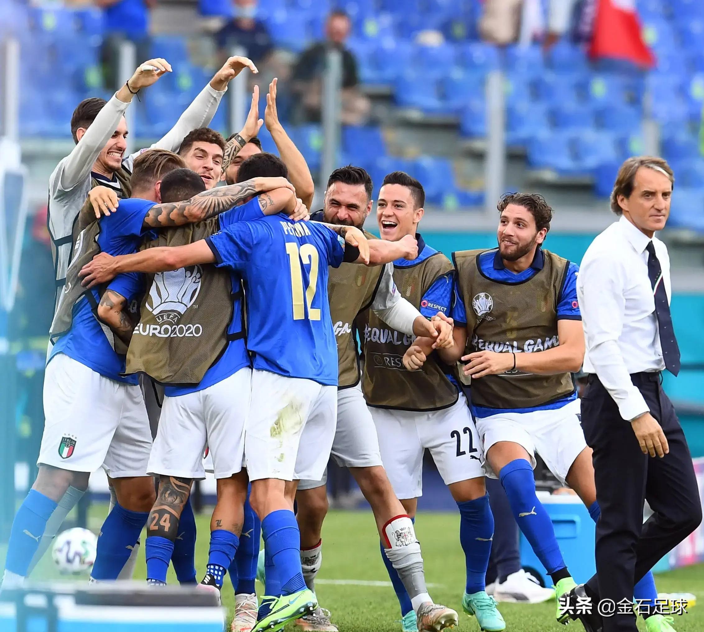 金石足球比赛,足球早报最新一期