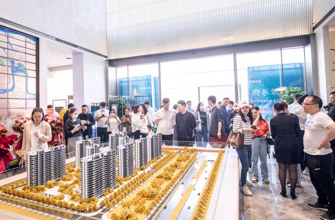 星联·花溪府美学生活馆璀璨盛放,启幕郑东的美学时代
