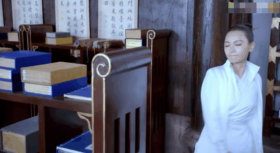 呕了……看完这部《新白蛇传》,我想向“四千年美女”道歉