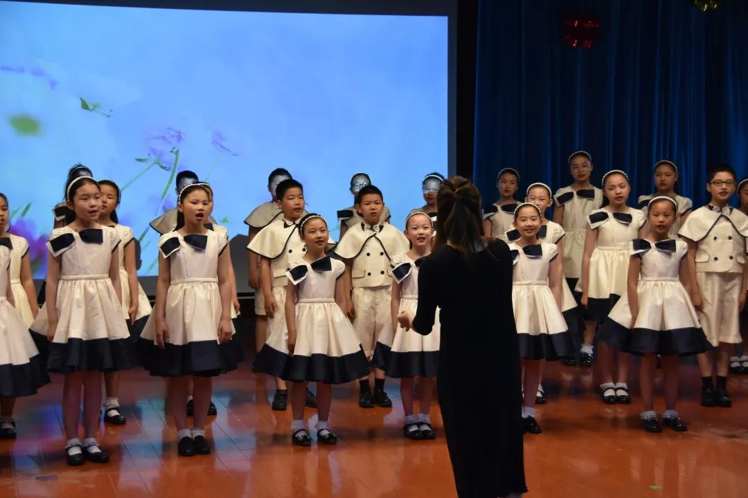 综合督导促发展砥砺奋进谱新篇——无锡市新吴区江溪小学