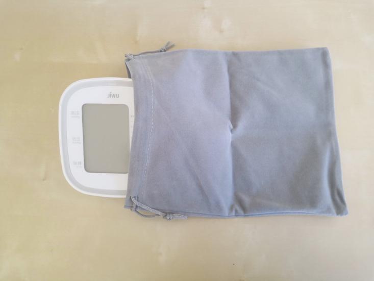 自查血压仅需轻轻一按，苏宁智能血压计初体验