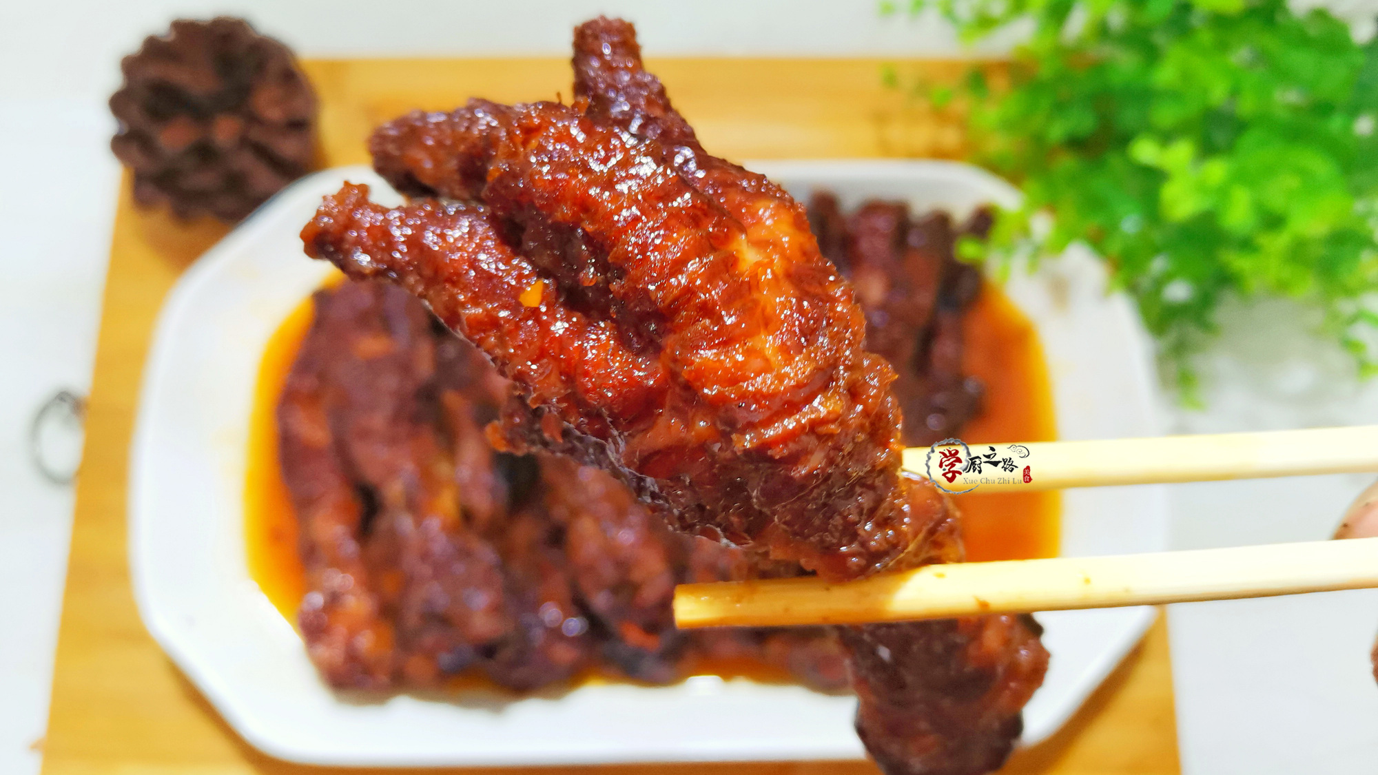 虎皮鸡爪软烂脱骨的技巧,虎皮鸡爪破皮方法