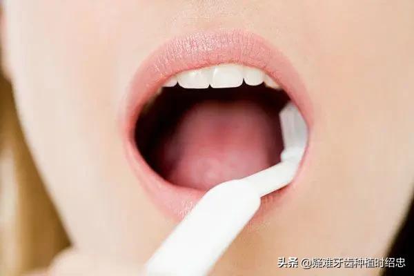 50岁男牙齿松动了怎么样才能固齿,牙齿松动怎么办最快最有效方法