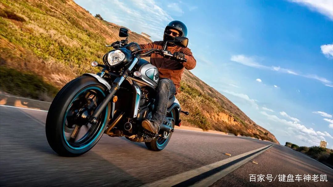 川崎小火神vulcans2022,川崎2020款小火神vulcan650