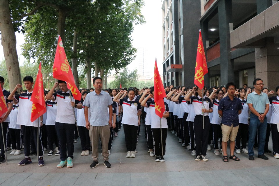 高三学生抑郁症怎么自我解决,高中学生抑郁症的解决办法