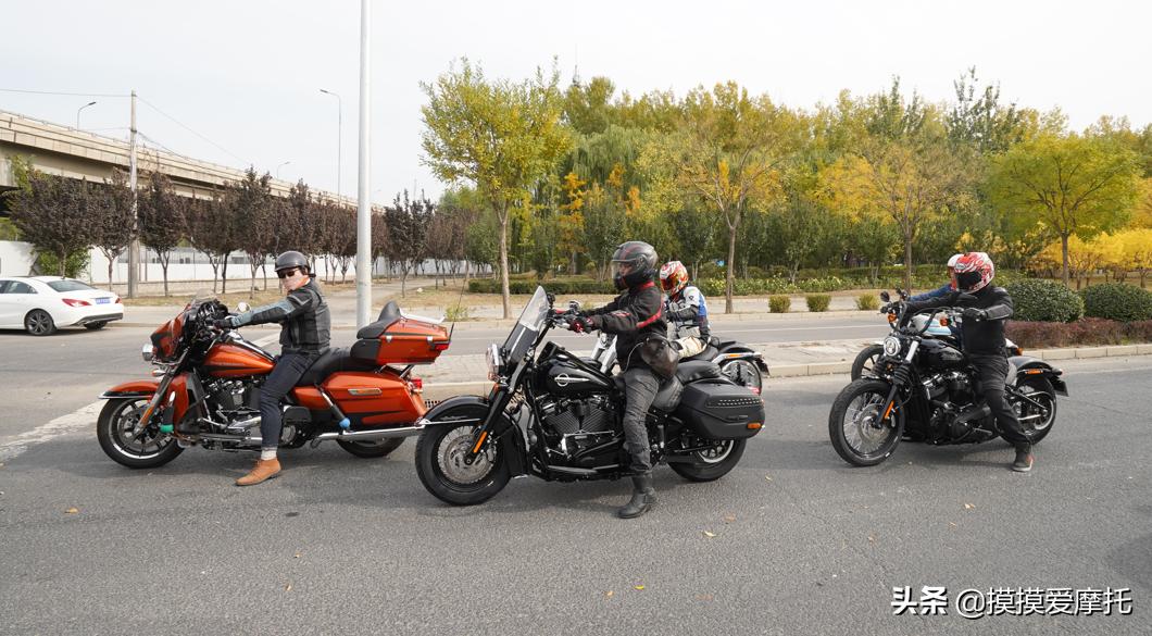 哈雷2020款顶级豪华版,2018款哈雷继承者霸气十足