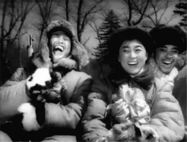 林海雪原小白鸽原型是谁,林海雪原中谁救了小白鸽