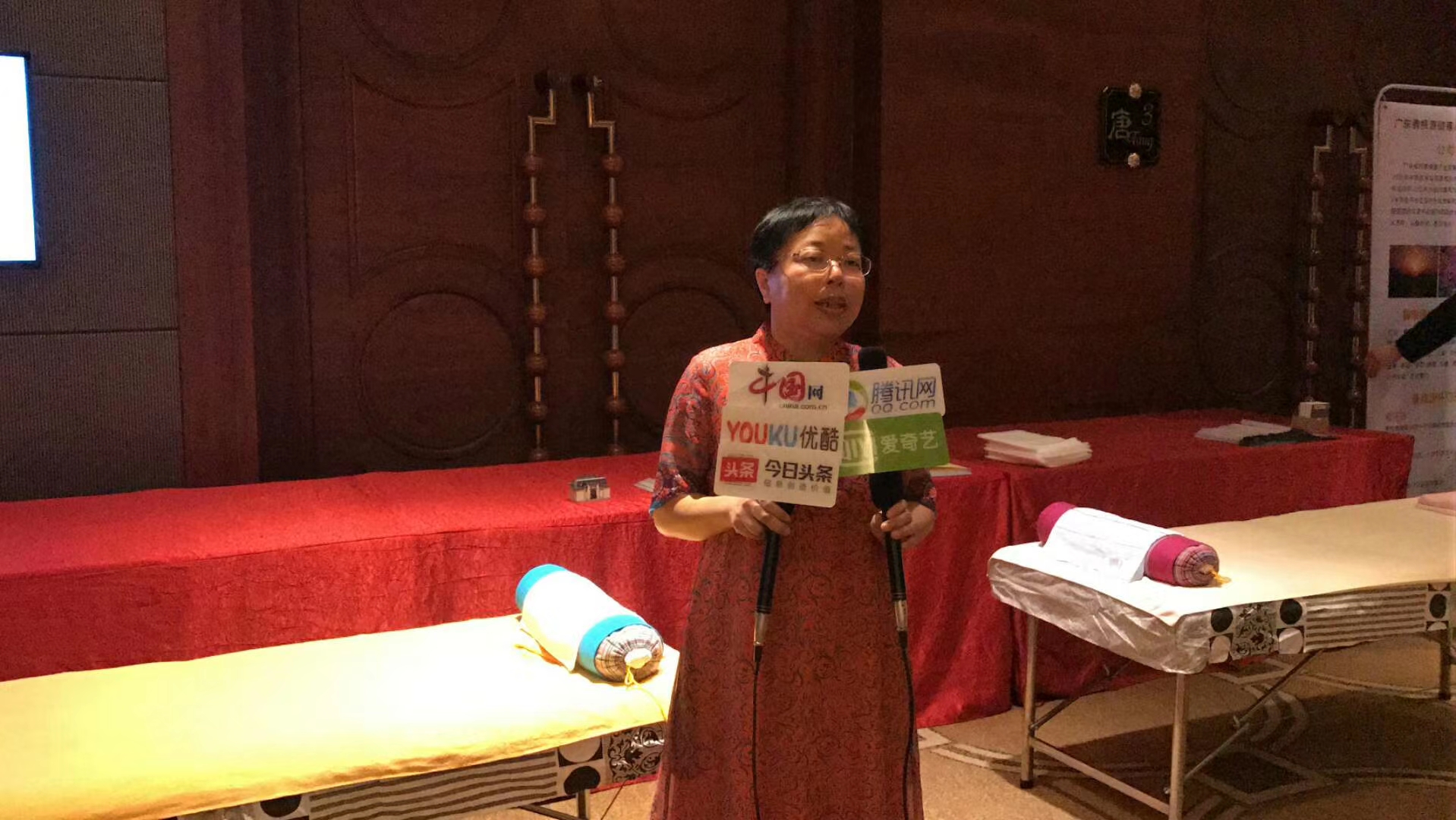 黄二锦:华夏传统医药的积极践行者