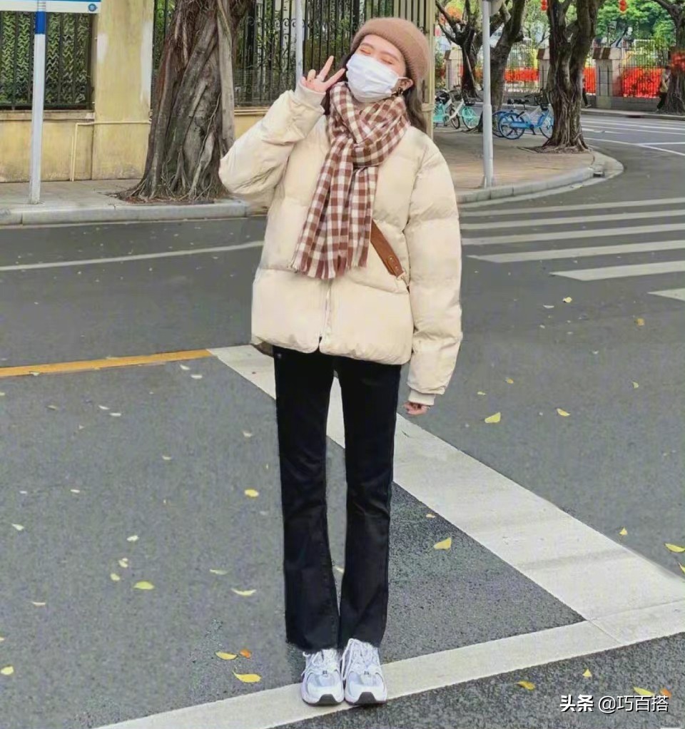 短款显瘦洋气羽绒服,短款羽绒服时尚高级感穿搭