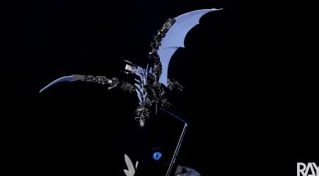 把小米铁蛋爆改成钢铁加鲁鲁的大佬,还曾把手机改造成北京城