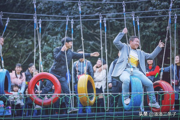 重庆奥陶纪主题乐园真实视频,重庆玻璃栈道奥陶纪