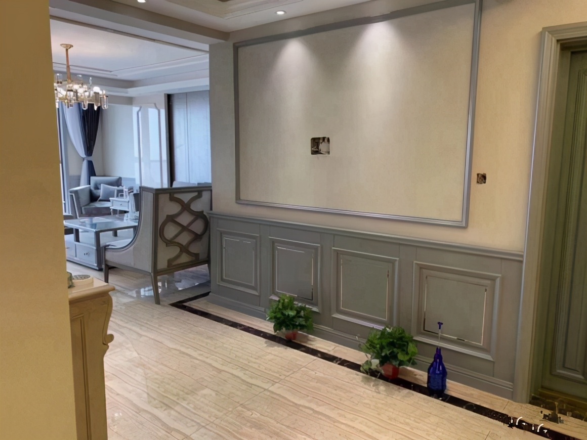 新房装修全屋贴瓷砖好不好,房屋装修用实木墙板