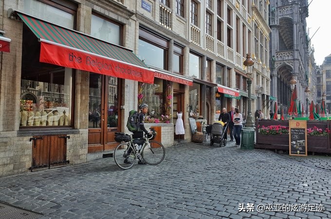 琚獕涓烘娲查閮界殑甯冮瞾濉炲皵 (娆ф床棣栭兘甯冮瞾濉炲皵)