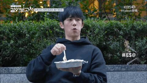 童颜配腹肌，这部只看一眼，就帅疯我了