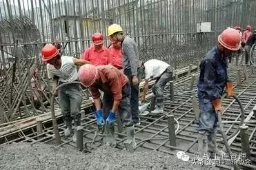 混凝土浇筑施工方案如何编写,混凝土浇筑不平的处理方案