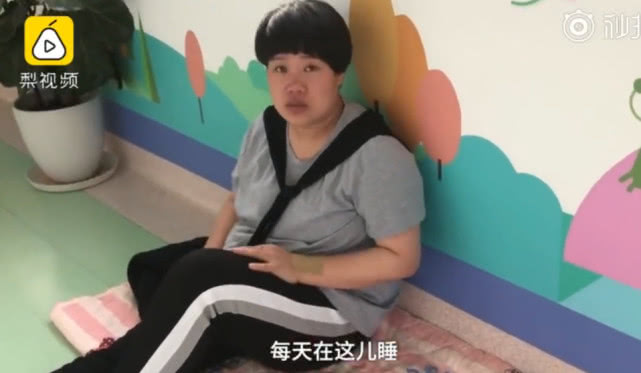 满月婴儿患罕见血液病,亲戚劝放弃治疗,母亲:想听他叫一声妈妈