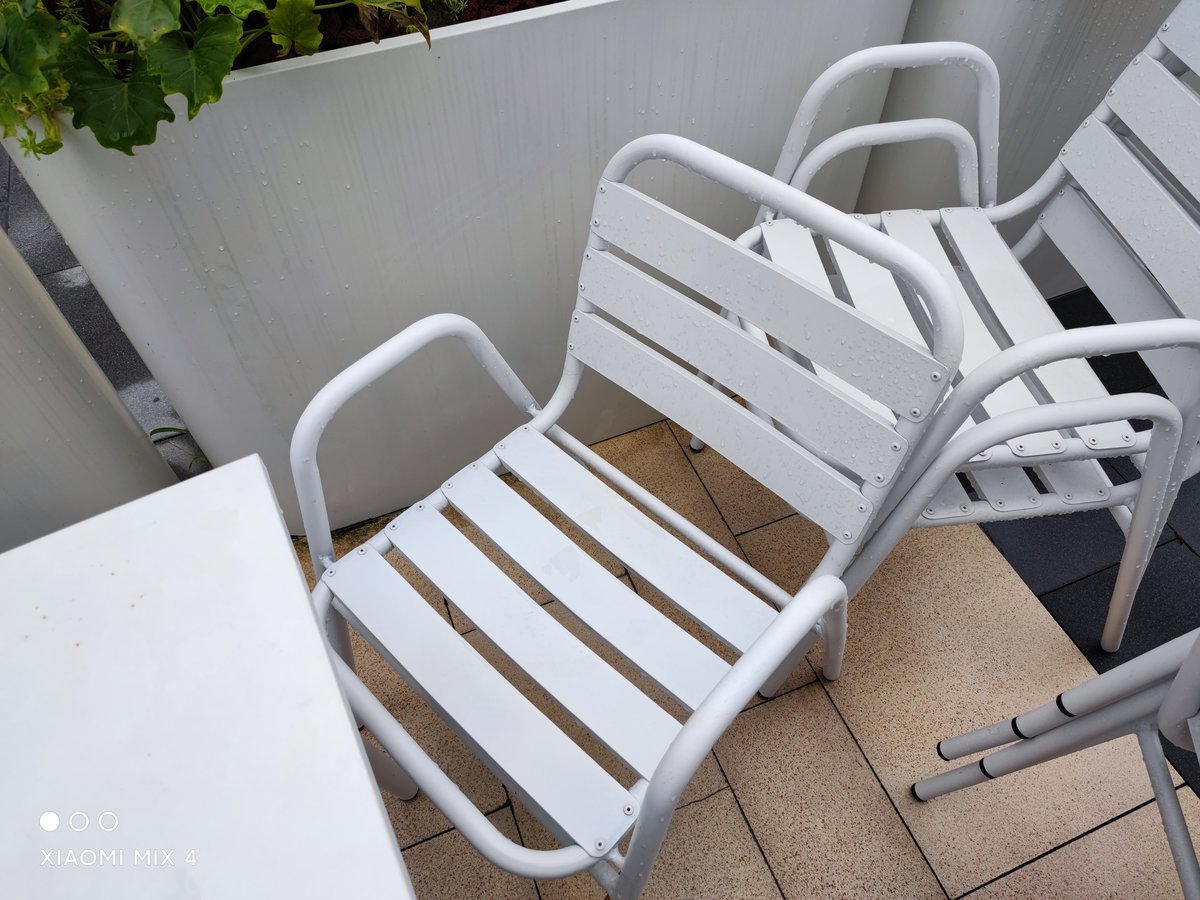 小米mix4和realme大师探索版,小米mix4全面屏效果