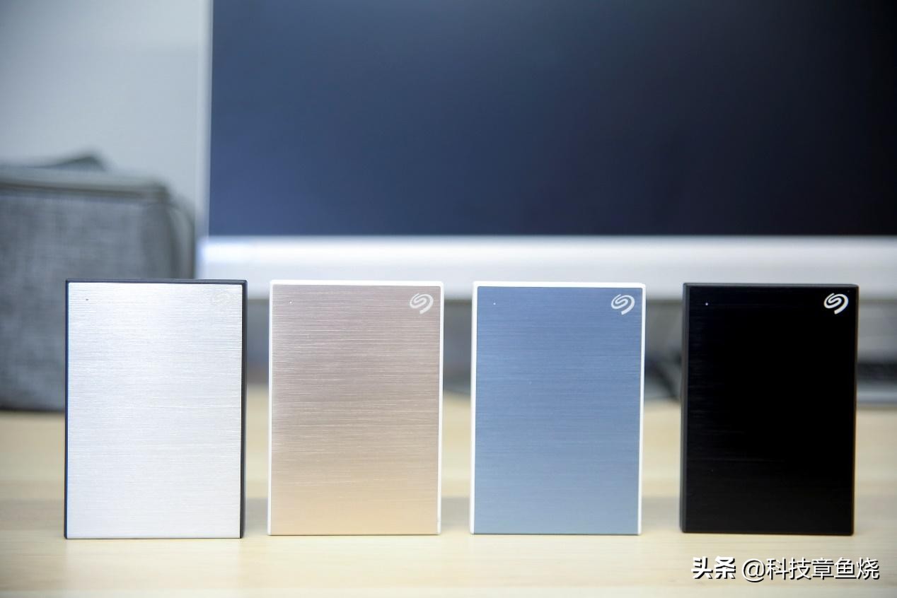 希捷铭3.5寸移动硬盘评测,希捷铭系列移动固态硬盘2tb拆解