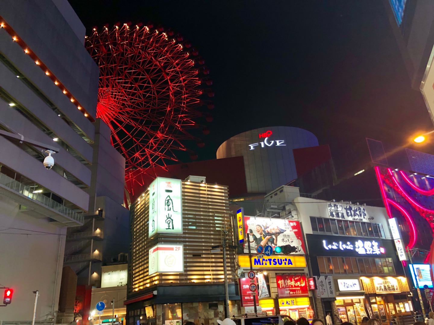 大阪梅田站有什么好吃的东西,大阪梅田适合中年人去的商场