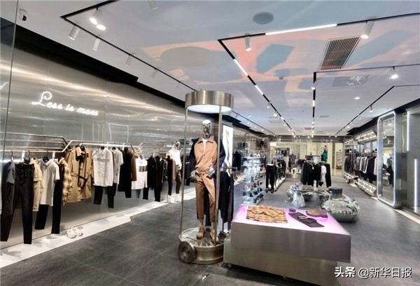 利郎lessismore新店开业,利郎lessismore到场的明星