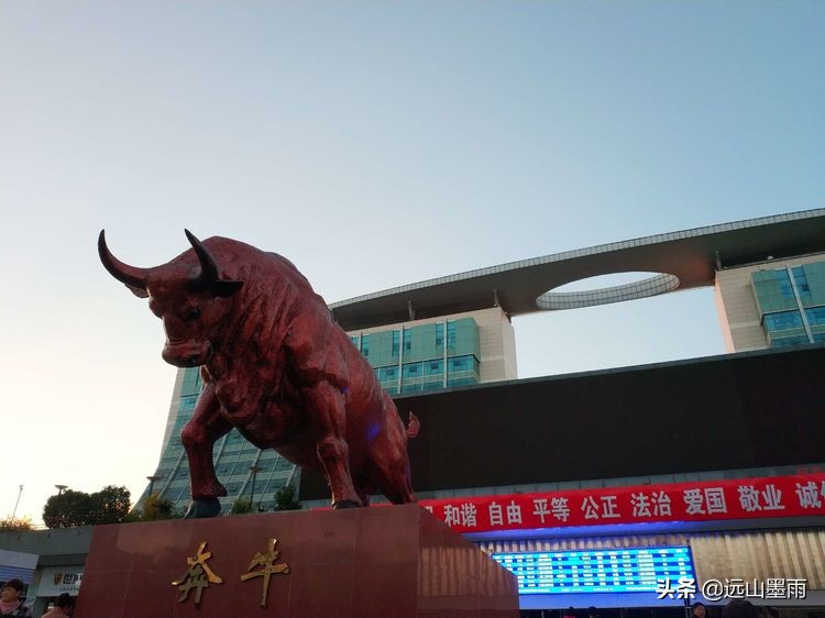 昆明到西双版纳交通发展史,昆明到上海历经多少城市