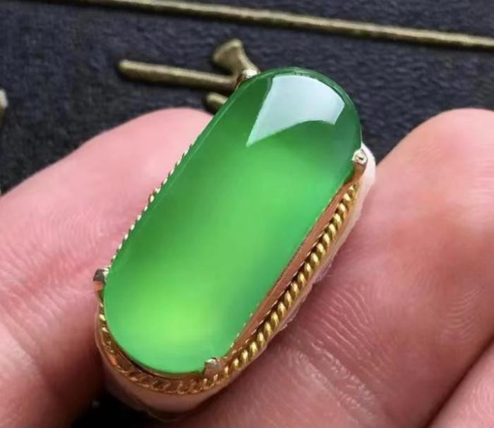 翡翠a货b货c货的区别方法,翡翠b加c货什么意思